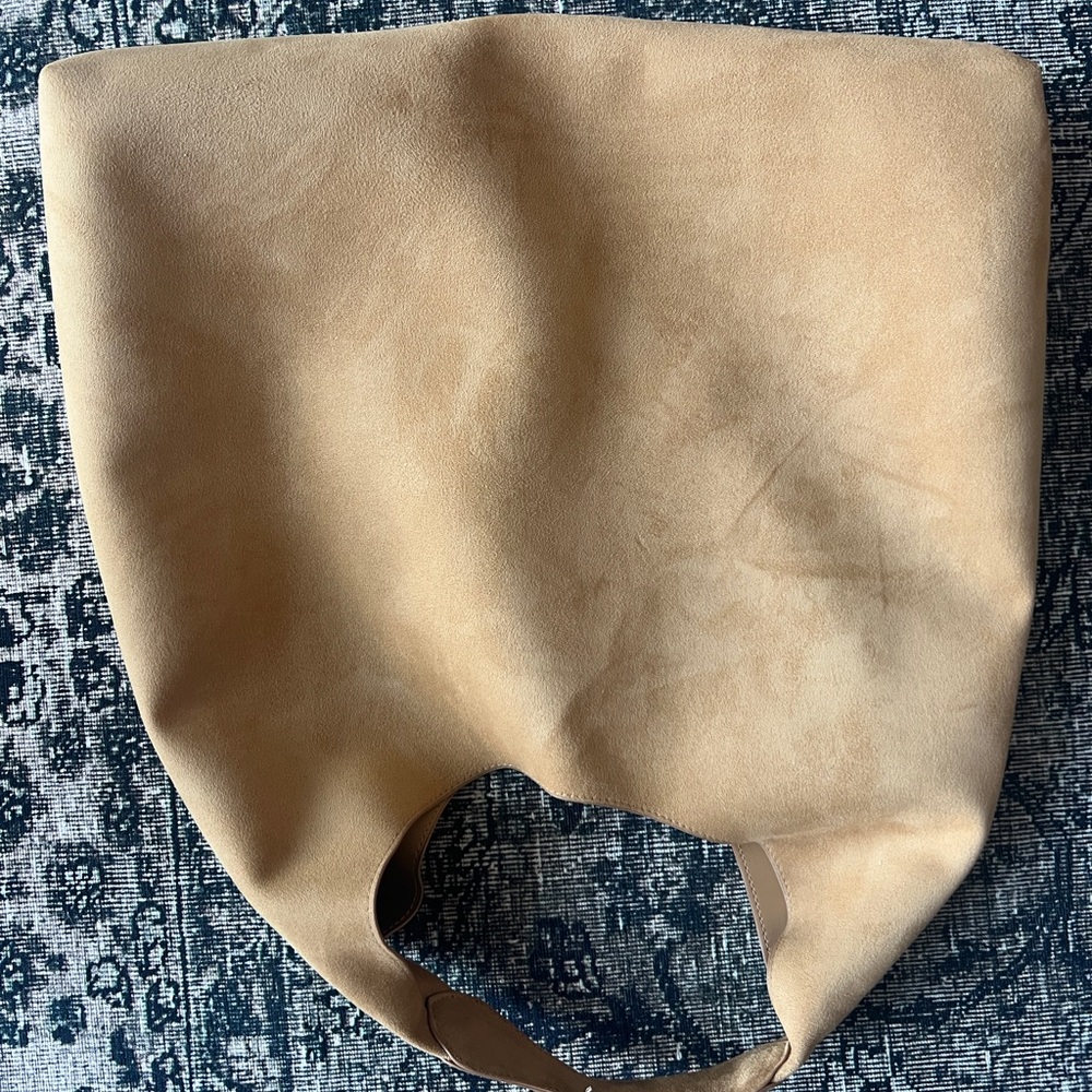 Gap Suede Honey Vegan Suede Slouchy Tote Bag - Picture 7 of 9